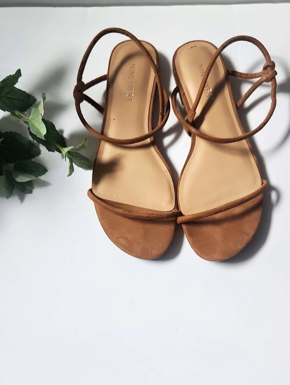 Nine West Strappy Flat Sandals in Brown US 9M